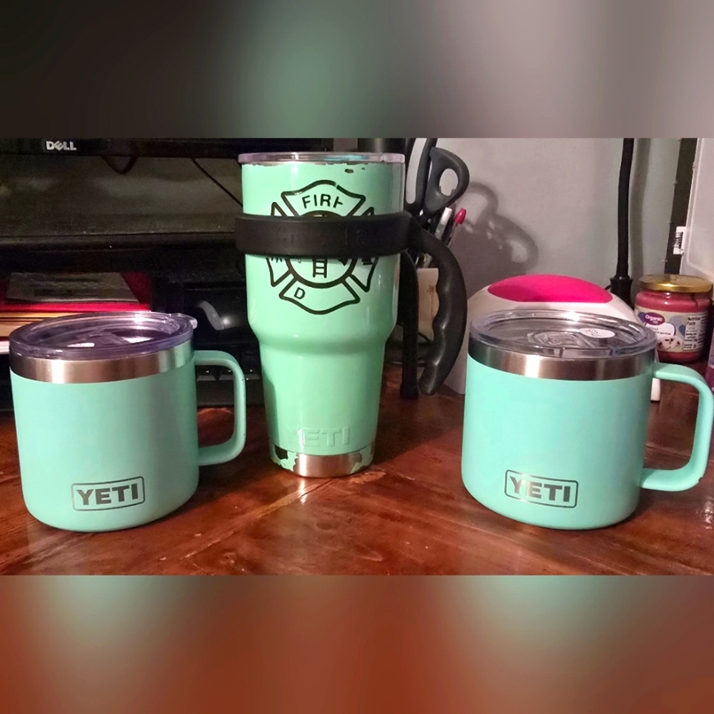 Yeti mugs and 30 oz cup bundle